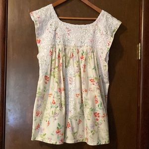 Mi Golondrina floral pull over top in one of their specialty fabrics